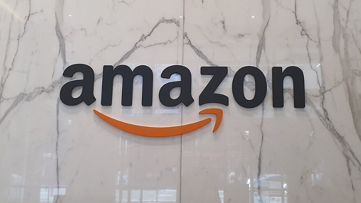 https://www.salarnews.in/public/uploads/images/newsimages/maannewsimage28102025_205946_Amazon layoffs.png